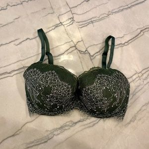 32 DDD Victoria’s Secret Angel Bra